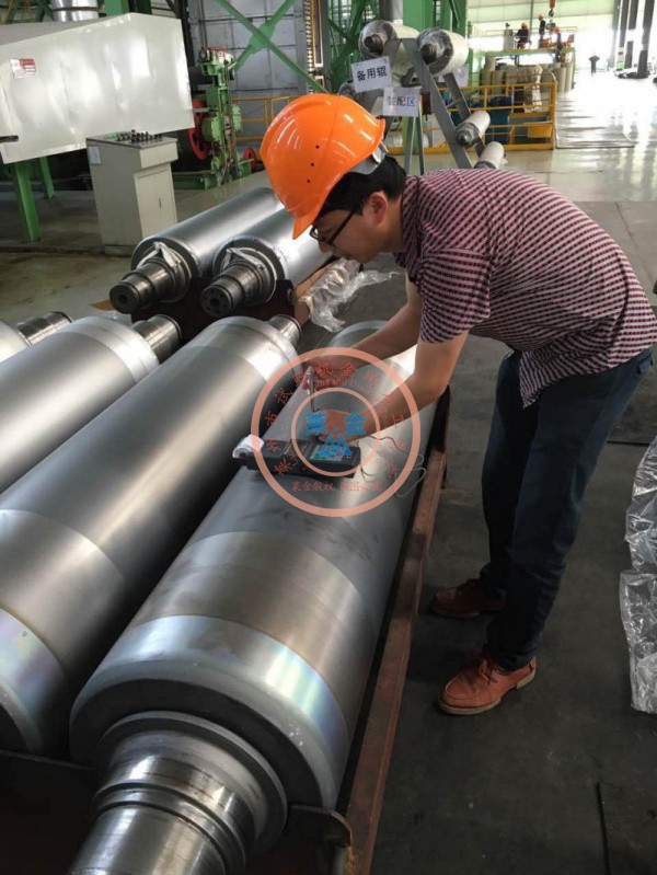 TH140型不登录不充钱的污软件解决用户现场检测轧辊硬度的难题